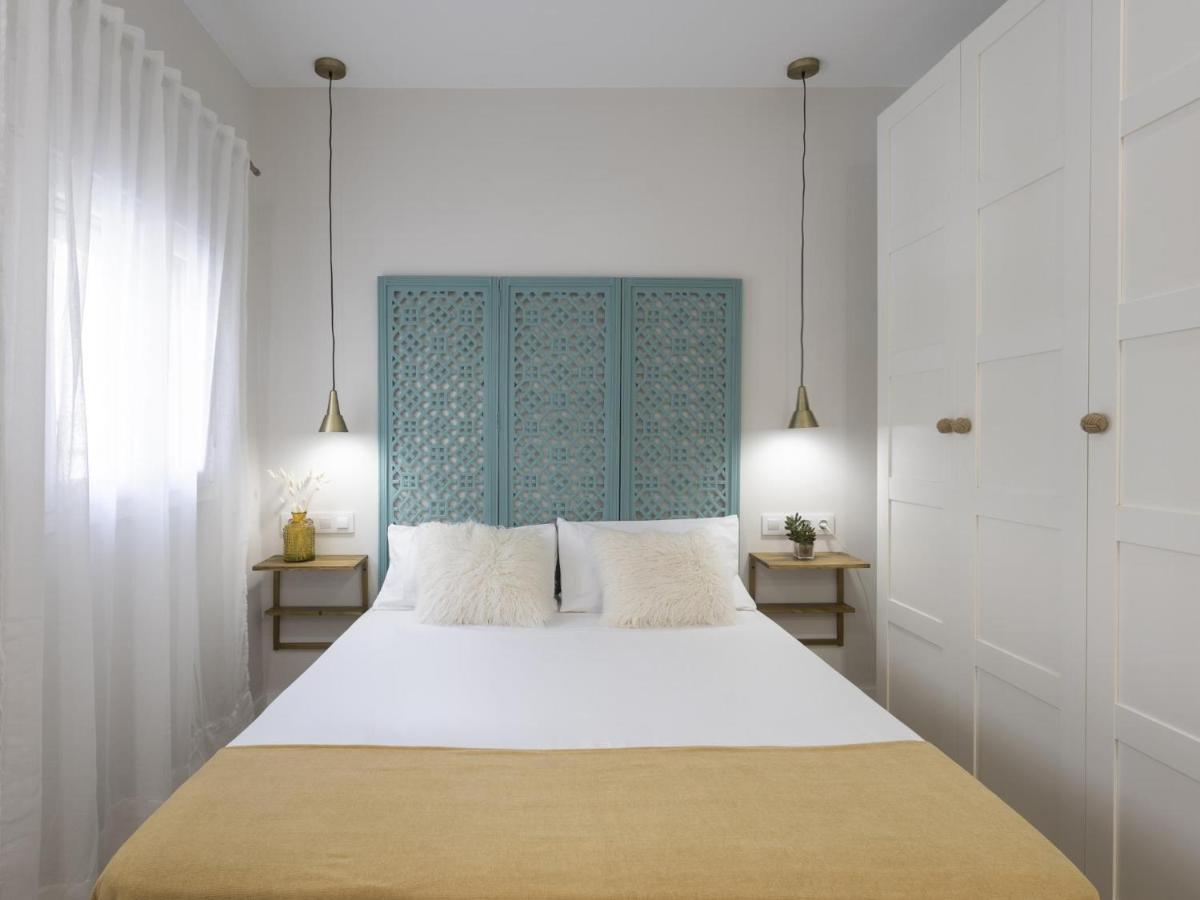 Beautiful Blue Triana Apartment Siviglia Esterno foto