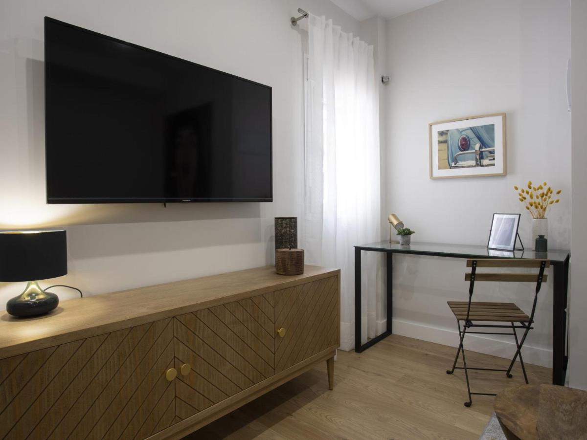 Beautiful Blue Triana Apartment Siviglia Esterno foto
