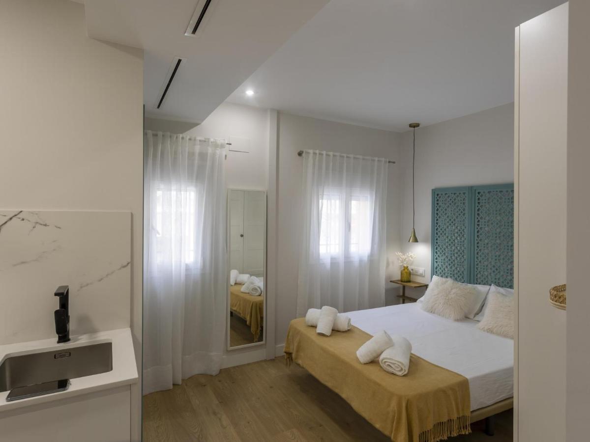 Beautiful Blue Triana Apartment Siviglia Esterno foto