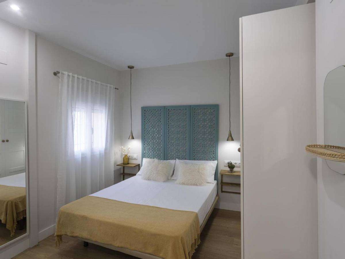 Beautiful Blue Triana Apartment Siviglia Esterno foto